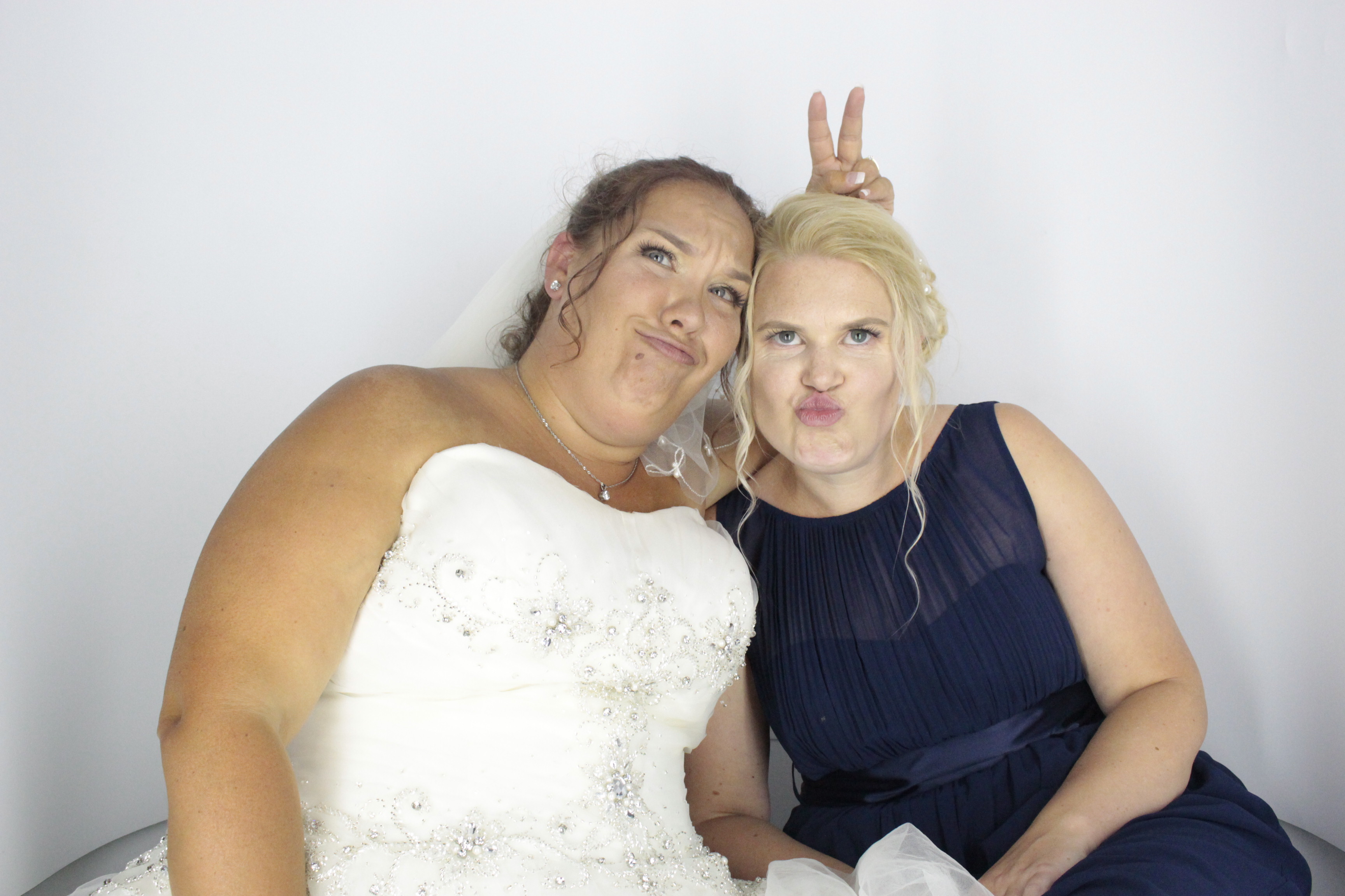  Heather & Daniel's Wedding | View more photos from the event at gallery.myphotoboothexperience.co.uk/u/MyPhotoBoothExperienceLtd/Heather-Daniels-Wedding